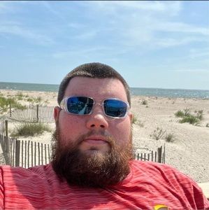 Meet your Posher, Bradley